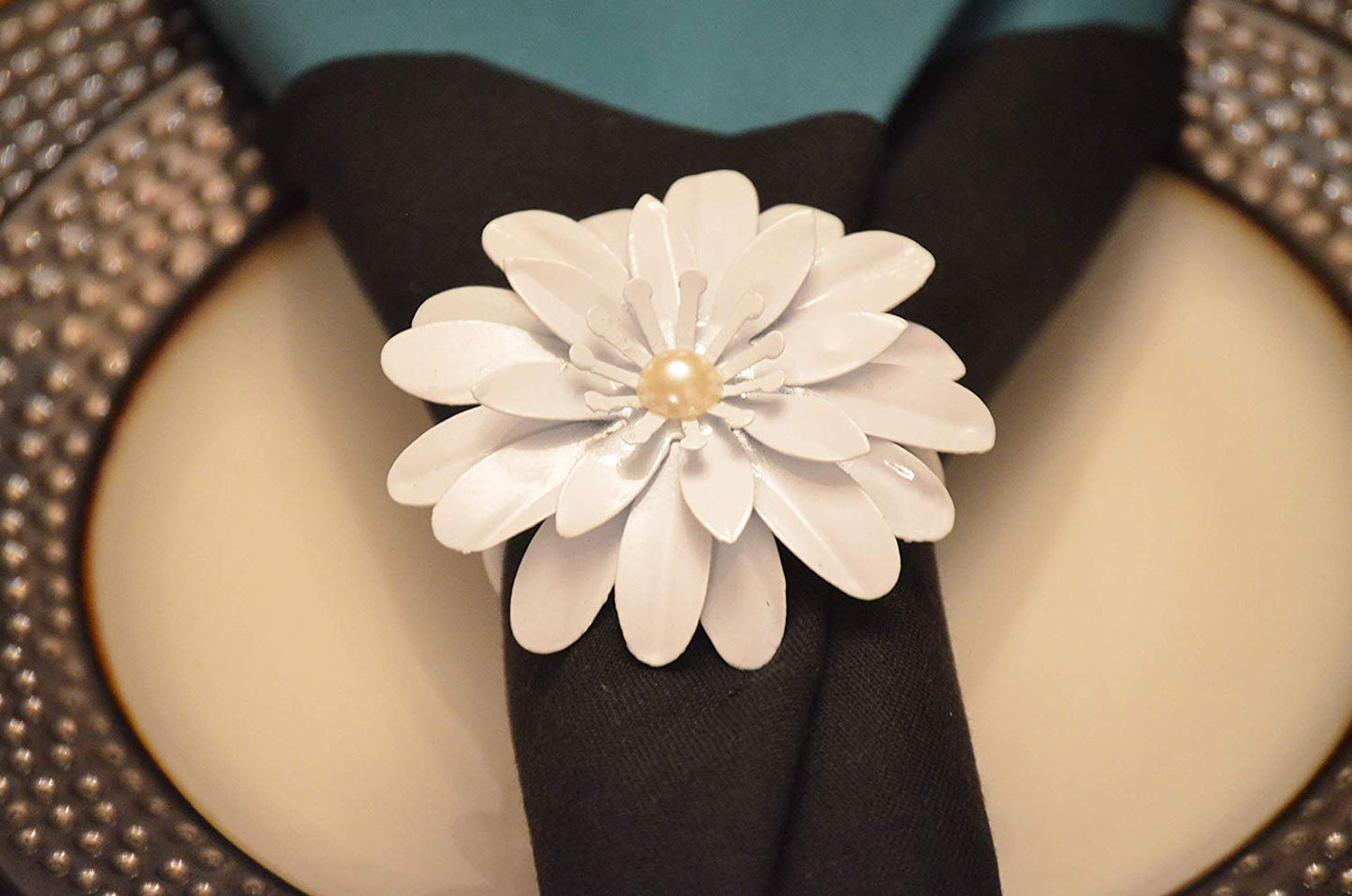 Vibhsa White Floral Set of 12 Napkin Rings